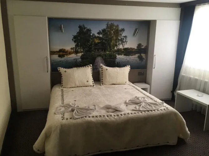 Lovcen House Hotel