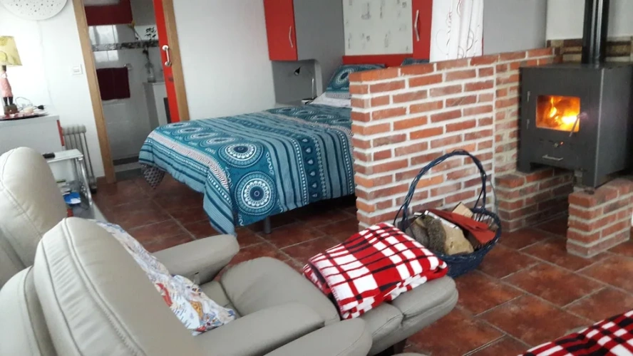 Studio with balcony and with sea view