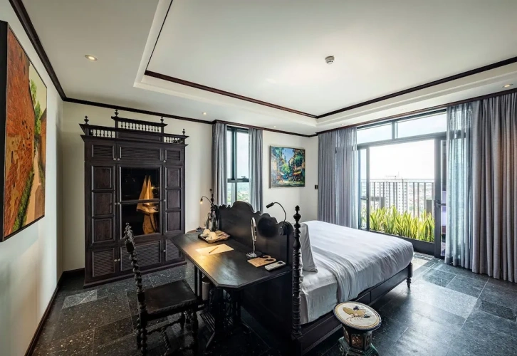 Standard room with balcony