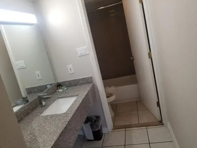 Econo Inn Lackland AFB Seaworld