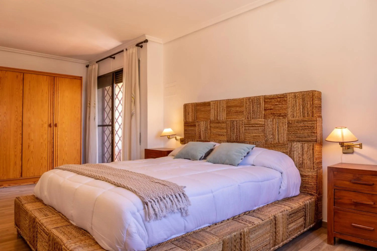 Gran Chalet céntrico con piscina y bbq privada a 5 minutos playa