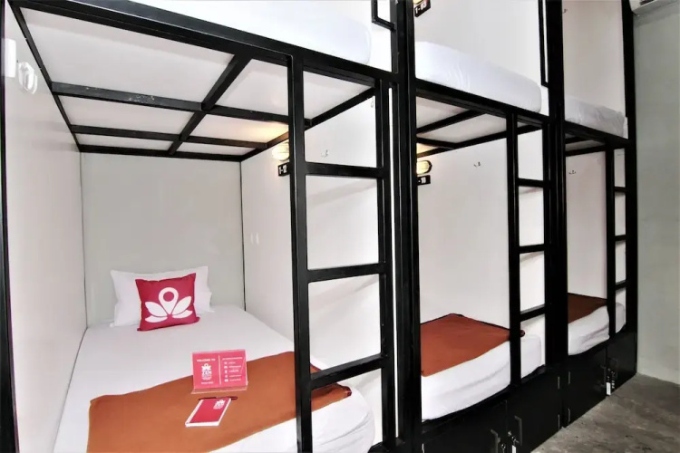 ZEN Hostel Jalan Patimura Legian