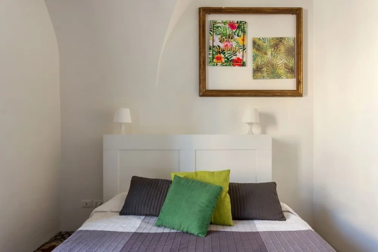 Standard Triple room with balcony
