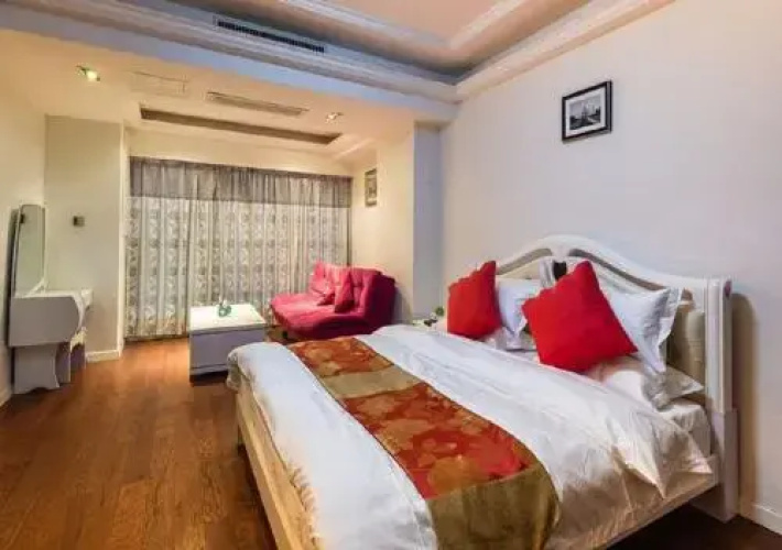 Nomo Apartment Hotel