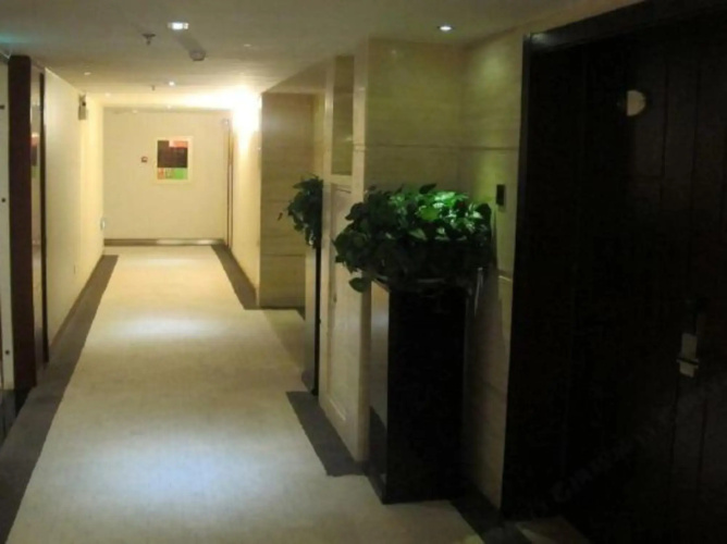Landu Hotel