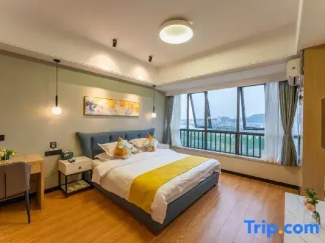 Standard Double room with river view