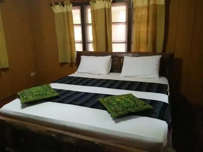 Jungle Bay Resort