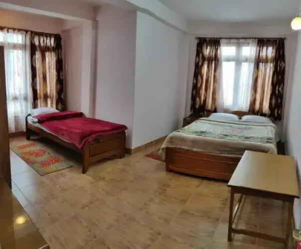 Deki Lodge