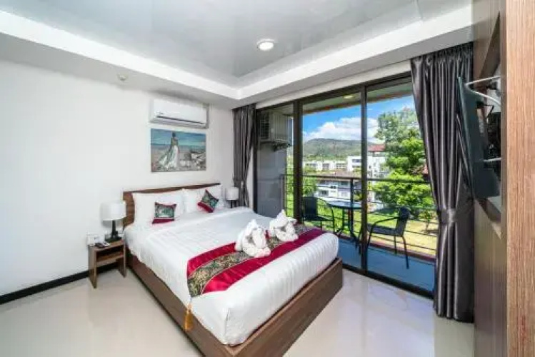 Naiharn Condominimum