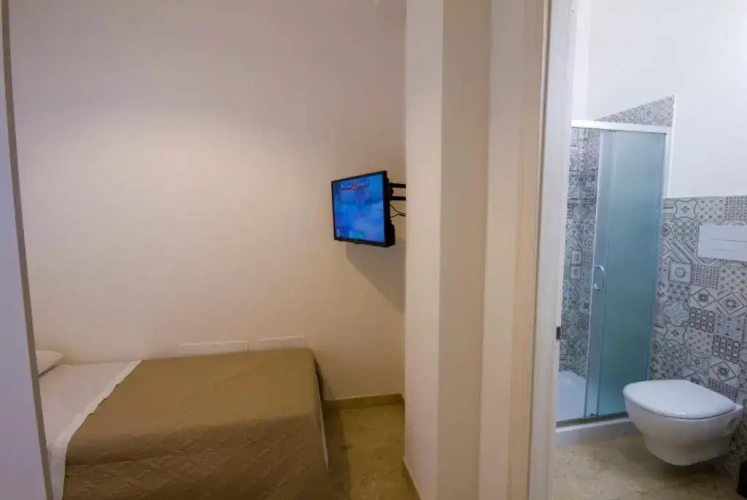 Deluxe Single room