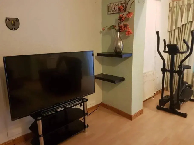3 bed room house