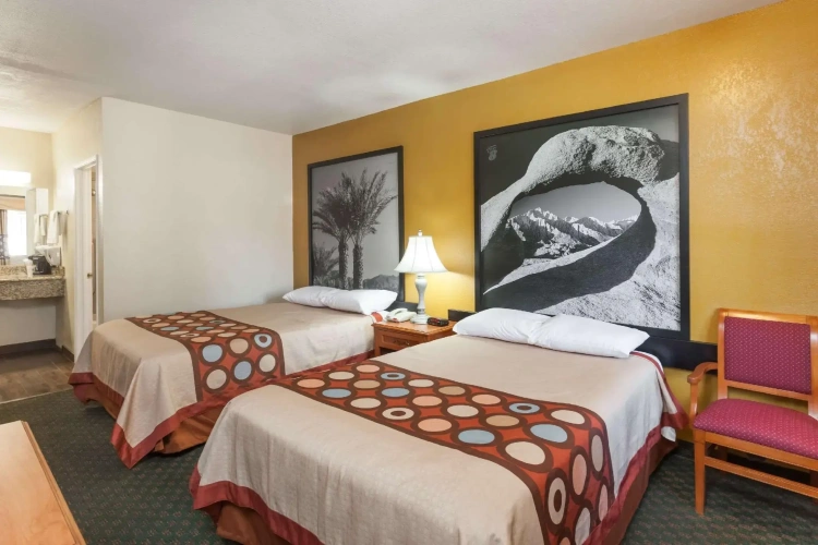 Standard Quadruple room