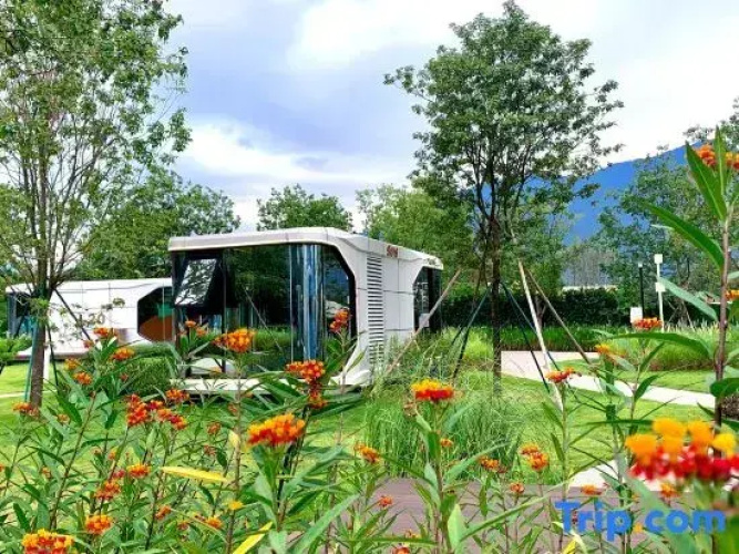 Landscaper Resort