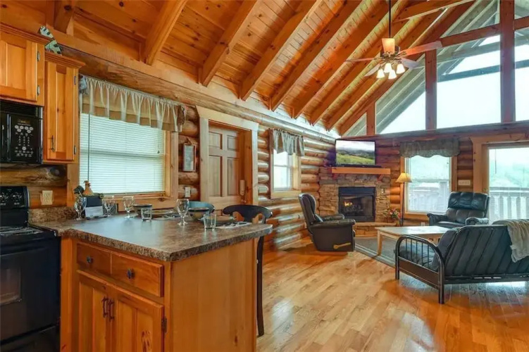 The Sugar Shack - One Bedroom Cabin