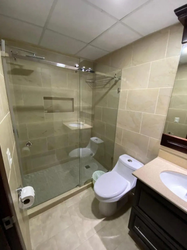 Torres de Atitlan 4 Bdrm-3 Bthrm Full Floor - for 10 people