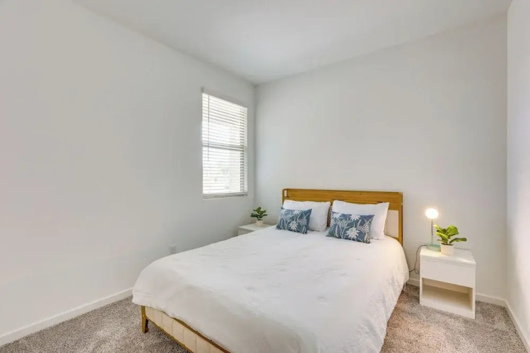 10 Mi to Spring Training: Phoenix Area Home