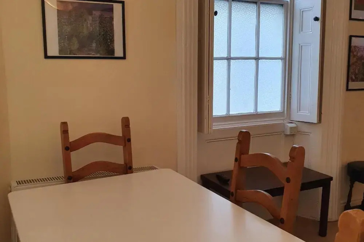 Impeccable 1-bed Apartment in Ilfracombe