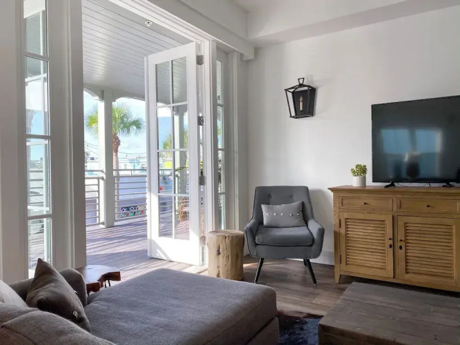 Berkeley Beach Club