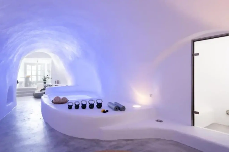 2 Bedrooms Villa
