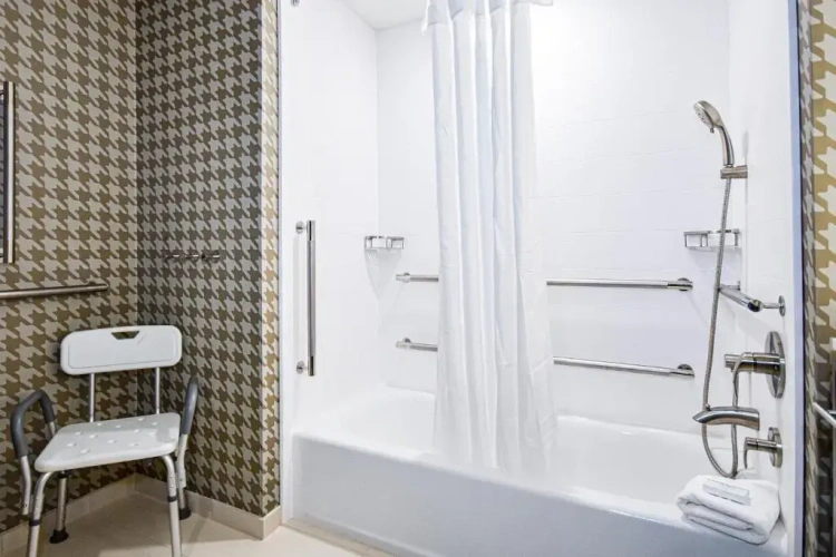 Quadruple Suite