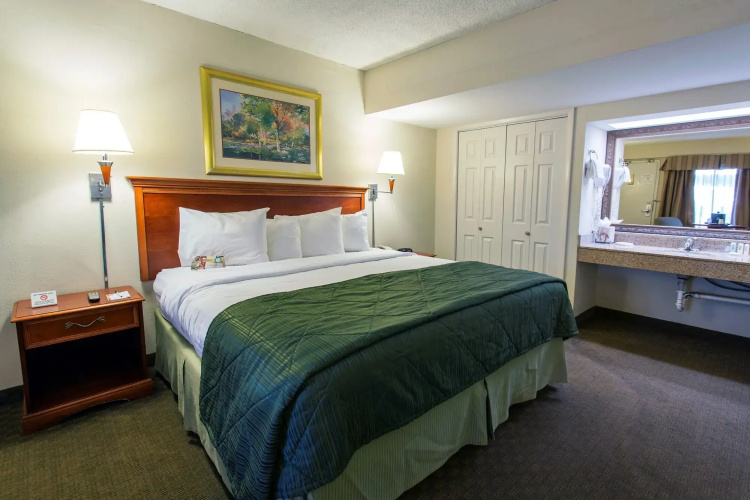 Quality Inn Savannah Historic District