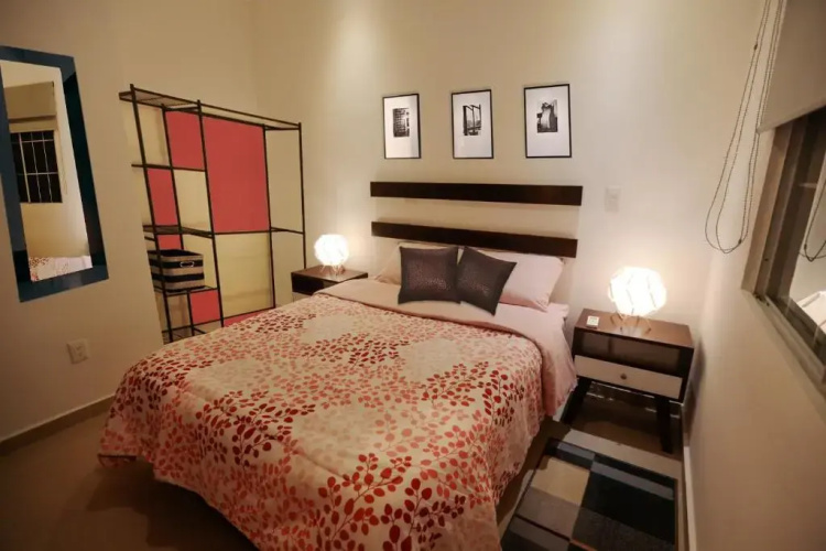 Casa Rosa Smart House