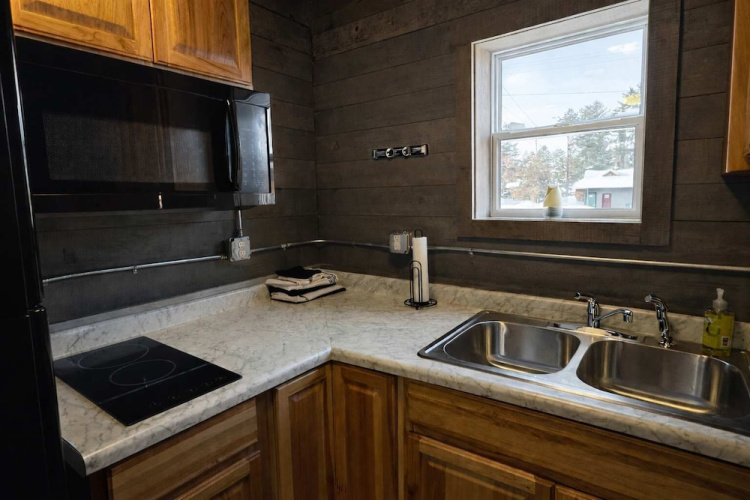 Outback Shack: Lake Access Studio in Woodruff