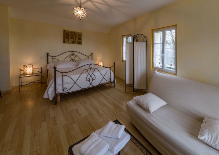 Comfort room