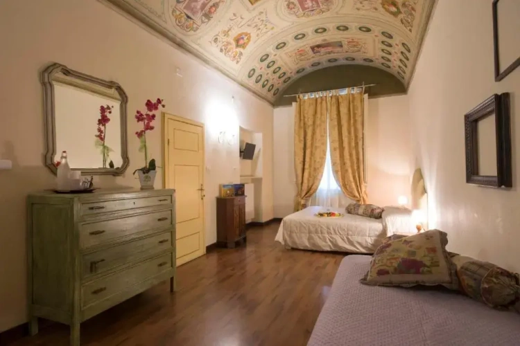 Triple room