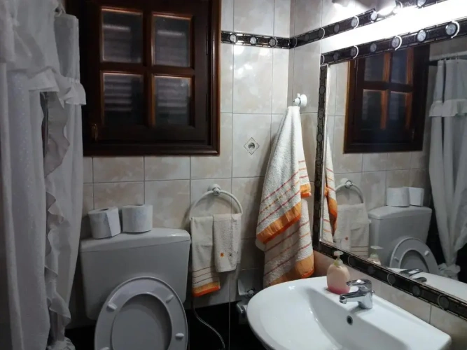 2 Bedrooms Apartment with balcony and with view