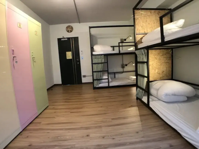Annie's House