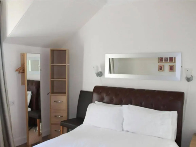 Ravenswood Guest House