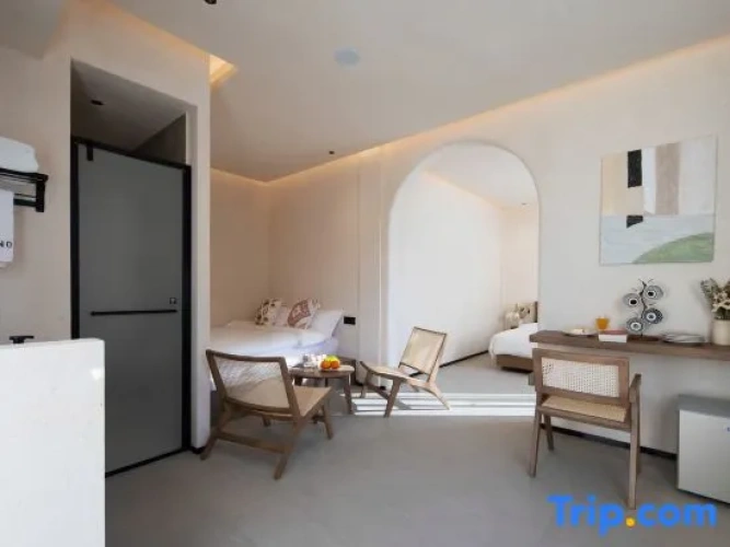 2 Bedrooms Suite