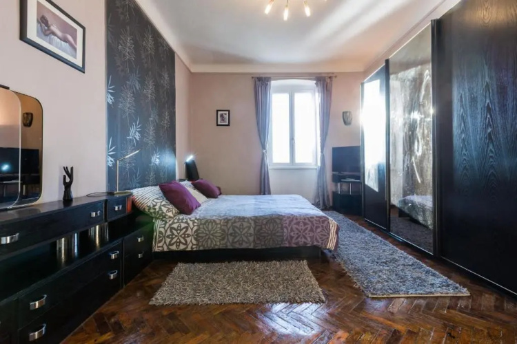 Bristol lux 3BR apartment with view