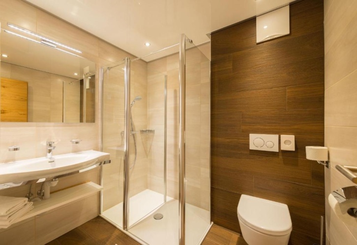 1 Bedroom Apartment with balcony