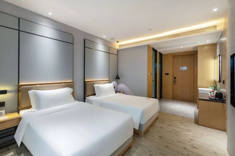 Apex Hotel