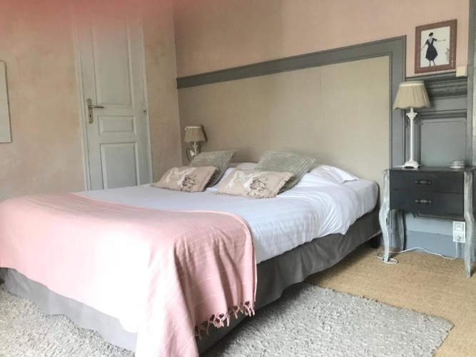 Economy Suite