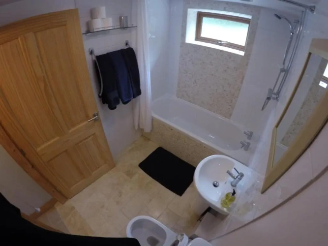 2 Bedrooms Cottage