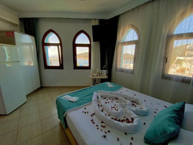 Sakin Otel