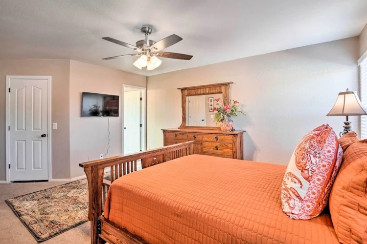 3 Bedrooms Cottage