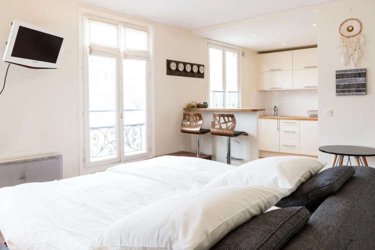 Studio Rue Lepic