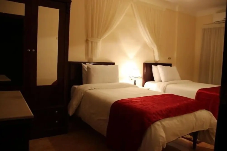 2 Bedrooms Suite