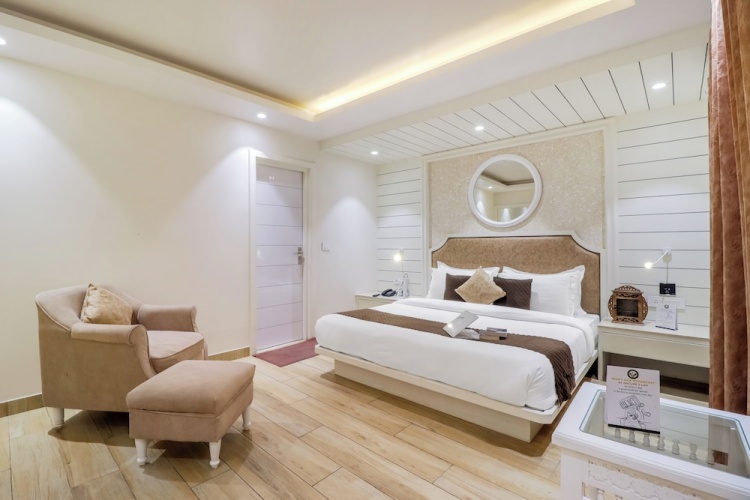 Standard Double Club room
