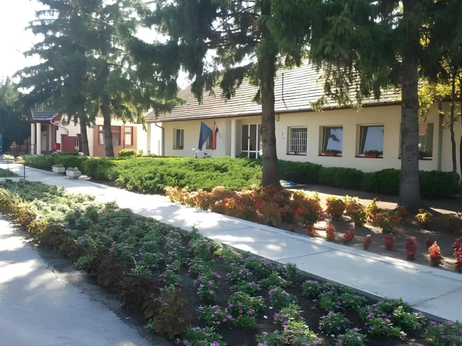 Bordany Hostel