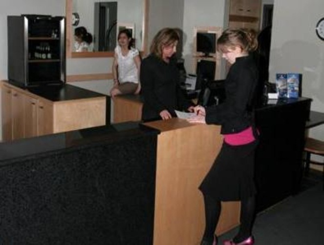 Hotel Le Dauphin Montreal Centre-Ville photo 18
