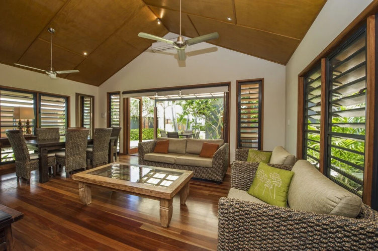 Pure Magnetic Villa 1
