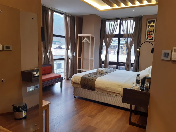 Nirvana Inn