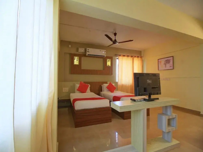 Vijaya Residency by OYO Rooms