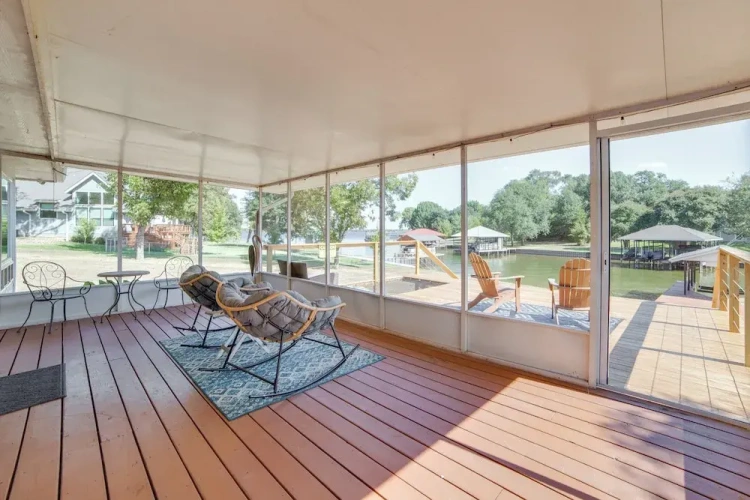 3 Bedrooms Cottage