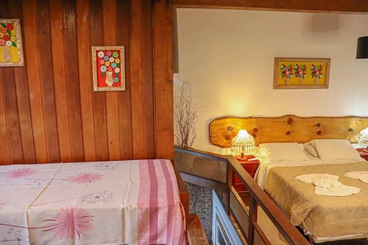 Standard Chalet